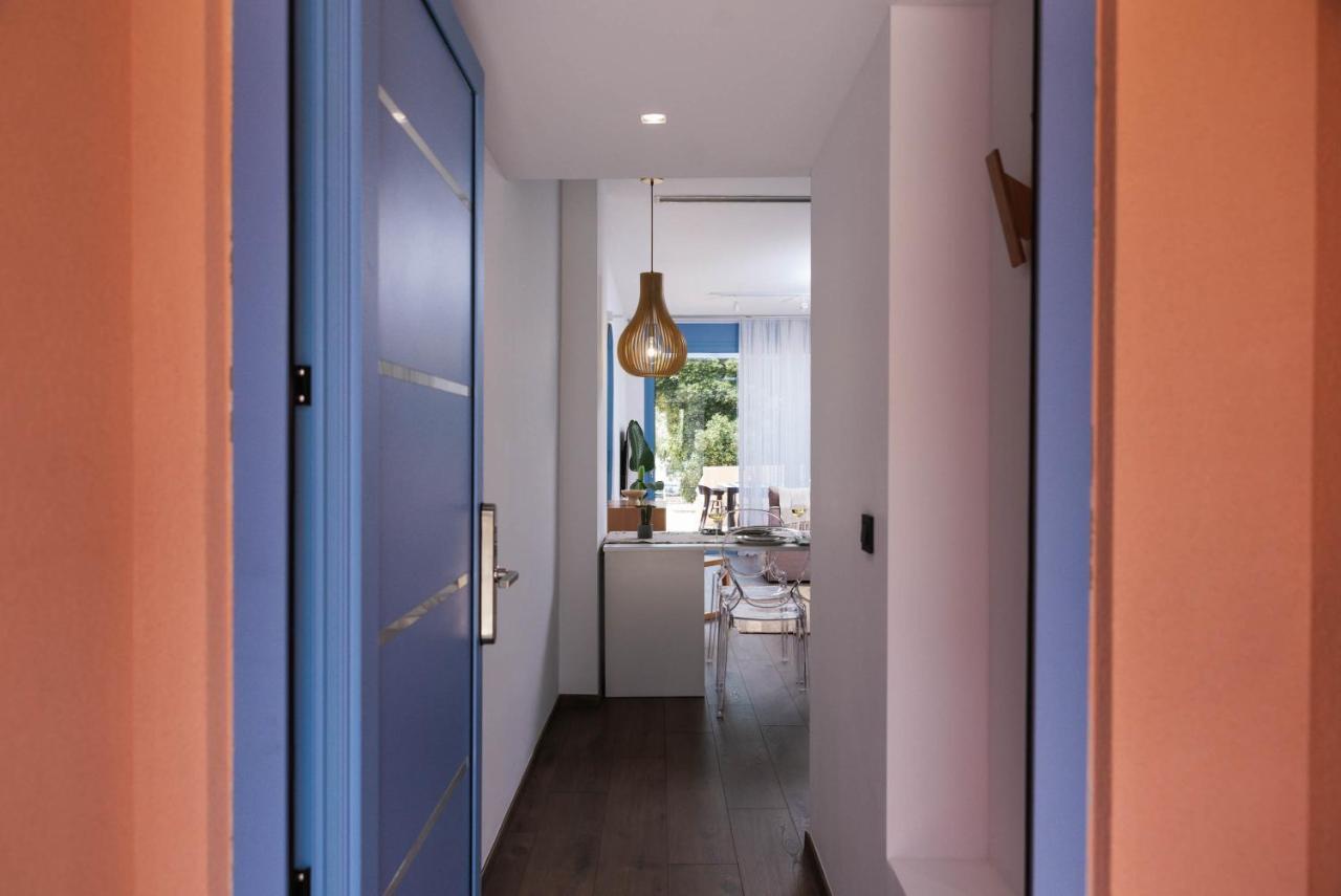 Suites De Luxe Katerina Kokkinos Pirgos Exterior photo